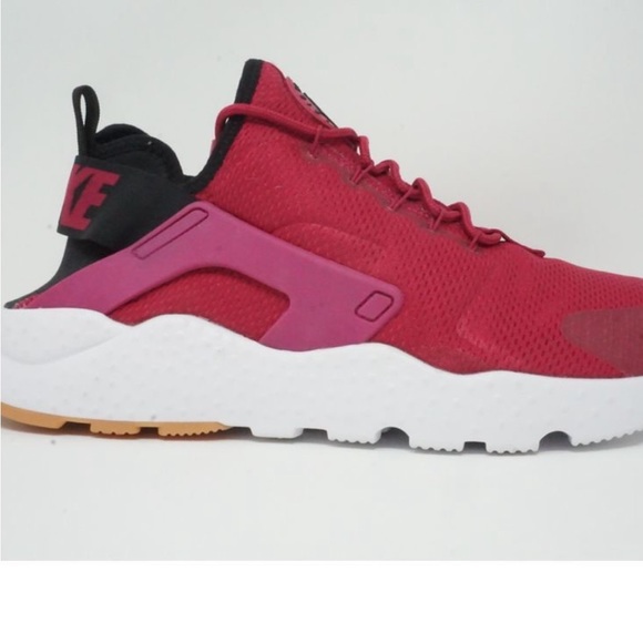 FINAL NIKE AIR HUARACHE RUN ULTA W/ WRISTBAND FINAL - Picture 4 of 9